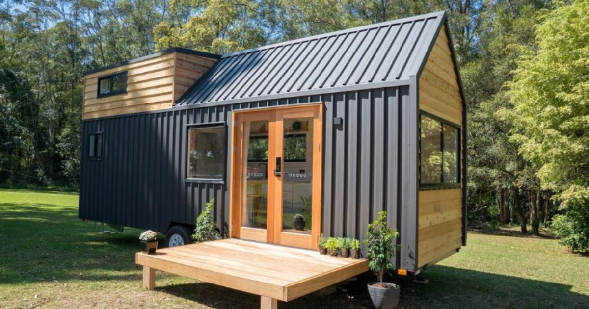 Sustainable Living in Tiny Homes: A Minimalist Lifestyle for a Greener Planet