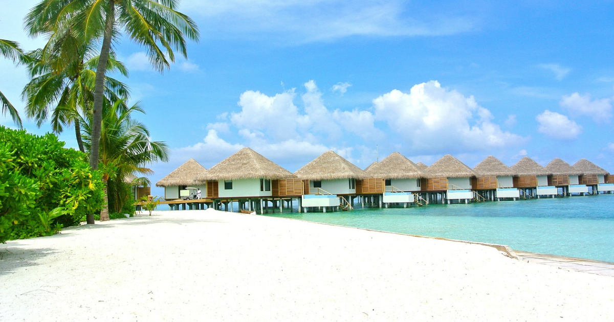 The Enchanting Beauty of Maldives' White Sand